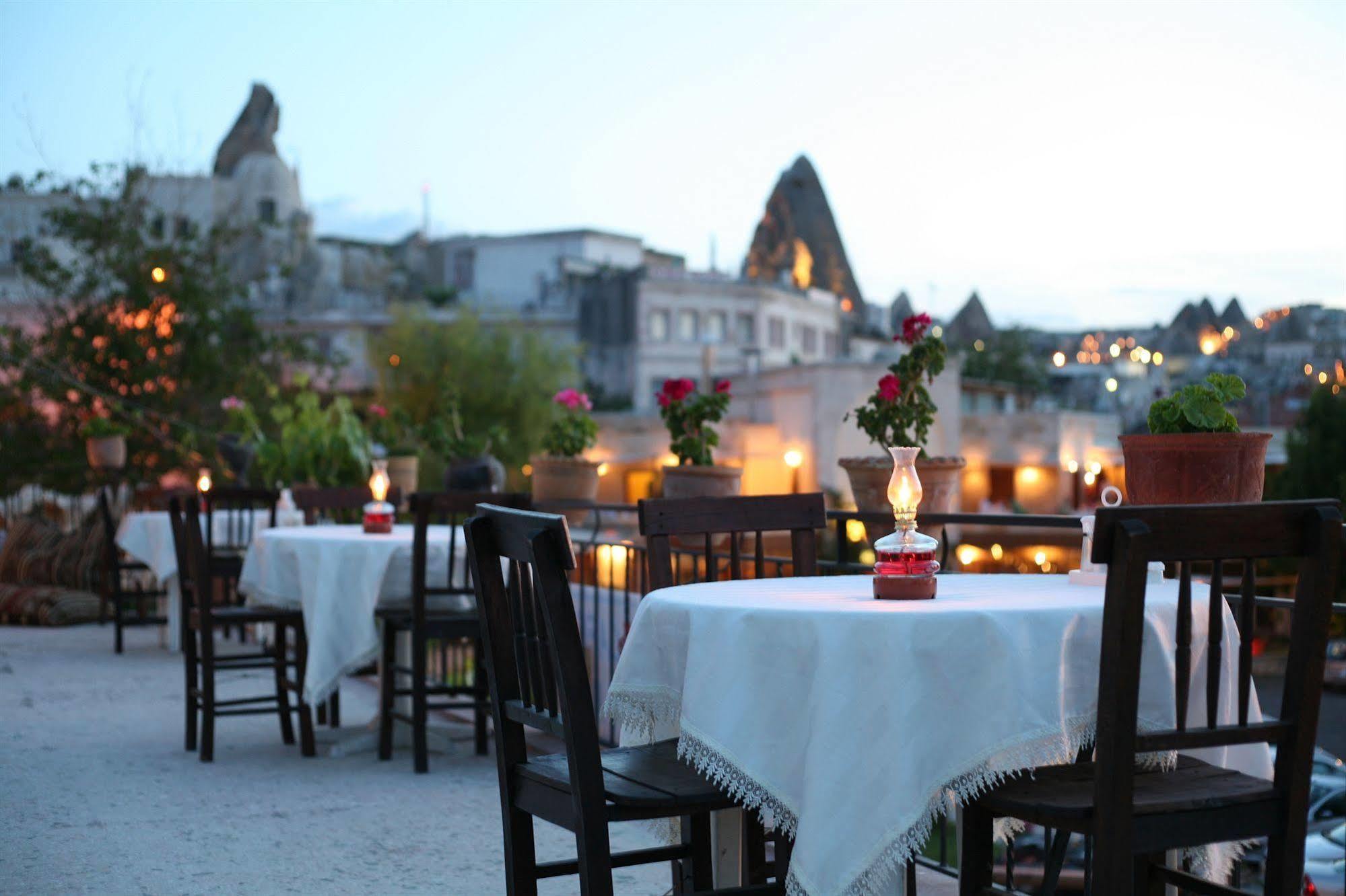 Nomads Cave Hotel & Rooftop Goreme Exterior photo